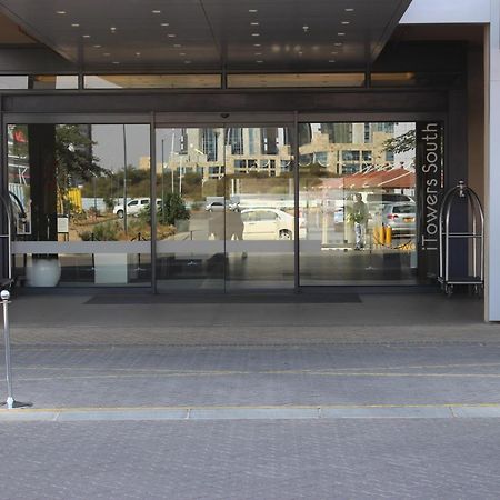 Green Avenue Apartments Gaborone Buitenkant foto