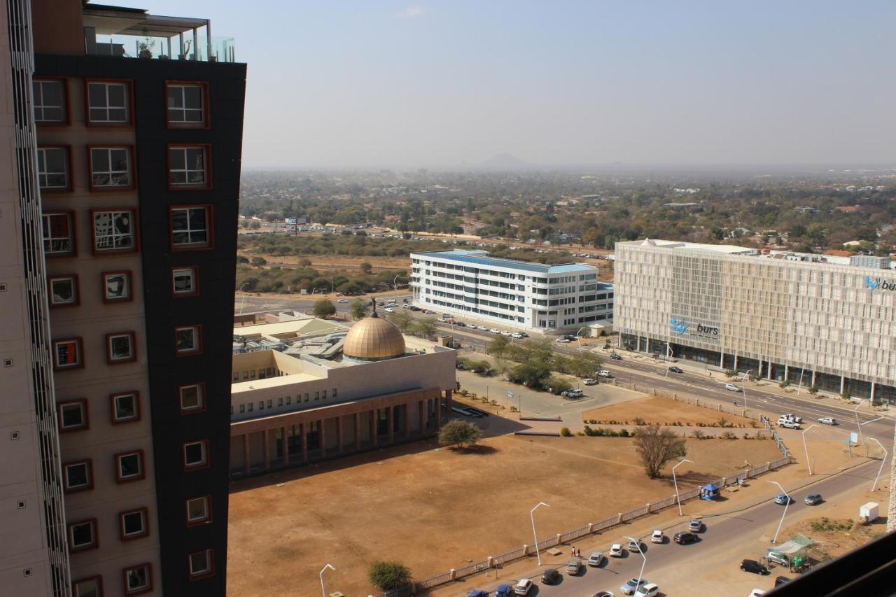 Green Avenue Apartments Gaborone Buitenkant foto